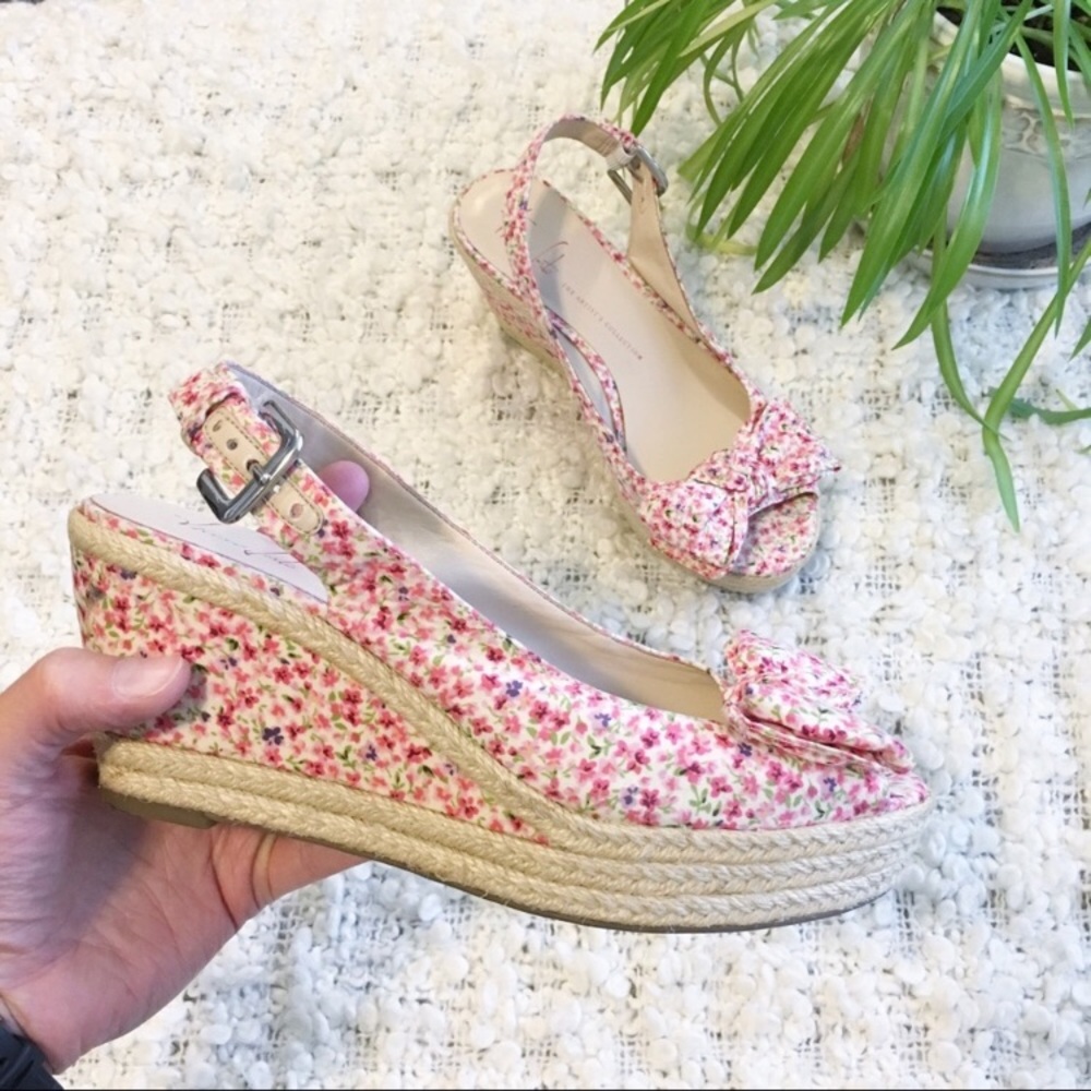 Franco Sarto Floral Wedge Artist Collection 6.5